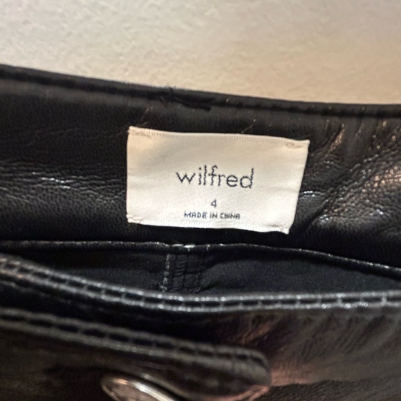 Aritzia Wilfred the Melina Pant Vegan Leather size 4 short length, never worn - Picture 9 of 11